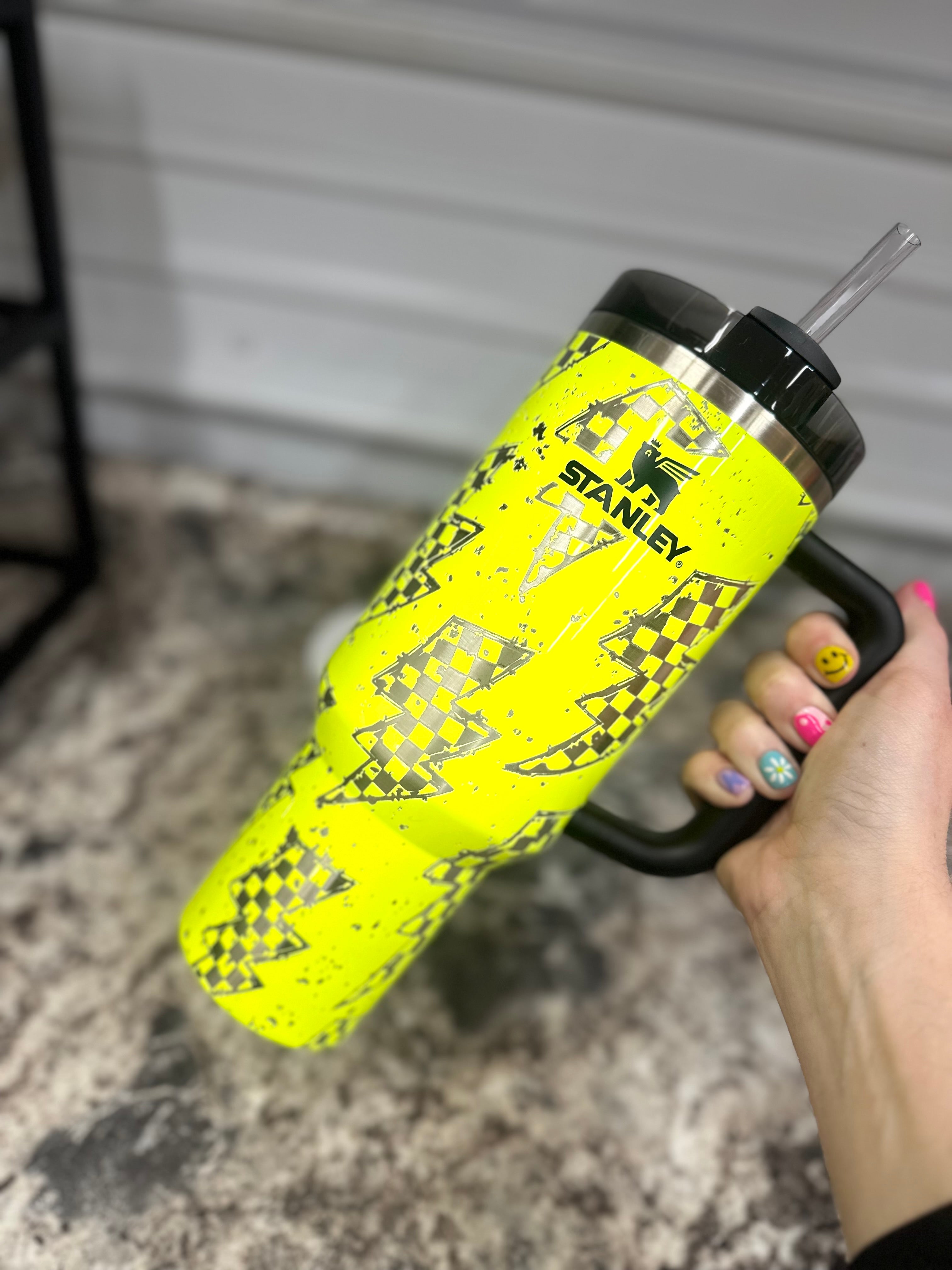 Neon Yellow 40oz Stanley laser engraved checkered lightening bolts. Calling all RACE MOMS!